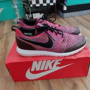 Nike Roshe NM Flyknit SE